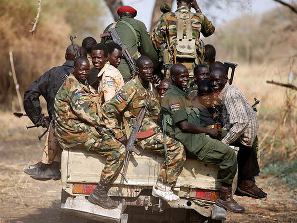 Phiến quân Nam Sudan tấn công tái chiếm thị trấn chiến lược ảnh 1