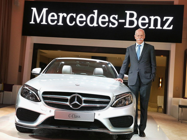 Mercedes-Benz giới thiệu mẫu C-Class sedan cách tân ở Nhật ảnh 1