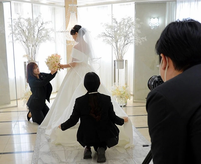 dam cuoi doc than 2.jpg