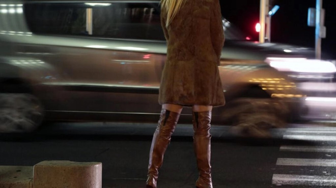 Pháp triệt phá đường dây môi giới mại dâm xuyên Đại Tây Dương ảnh 1