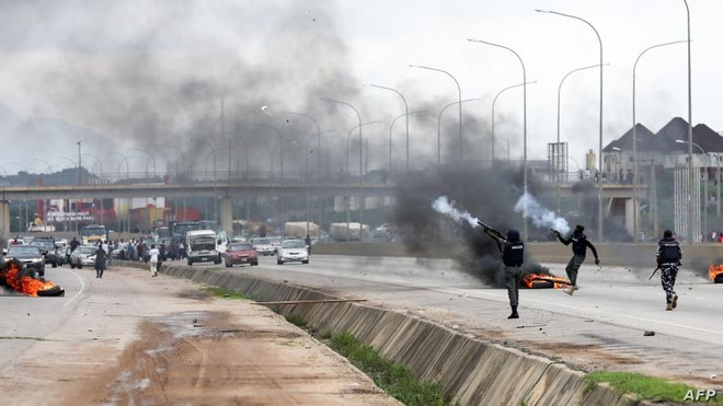 Nam Phi đóng cửa các phái bộ ngoại giao ở Nigeria vì lý do an ninh ảnh 1