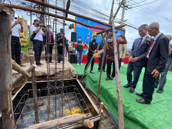 ​Xây dựng Cổng chào Việt Nam trên con đường Việt kiều tại Thái Lan ảnh 2