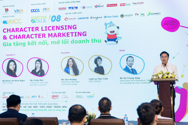 Ông Hoàng Đình Chung, Giám đốc Trung tâm Bản quyền Số phát biểu. (Nguồn: Vietnam+) hoang dinh chung.jpg