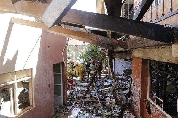 Bolivia: Máy bay chiến đấu lao vào nhà dân làm một người thiệt mạng ảnh 1