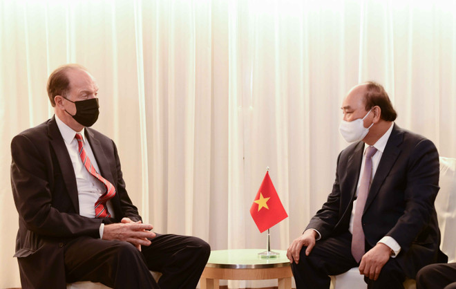 Chủ tịch nước Nguyễn Xuân Phúc gặp Chủ tịch Ngân hàng Thế giới David Malpass. (Ảnh: TTXVN phát) Chủ tịch nước Nguyễn Xuân Phúc gặp lãnh đạo các nước, tổ chức quốc tế ảnh 5