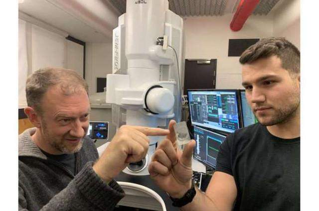 Phát hiện về kim cương siêu cứng có nguồn gốc bên ngoài Trái Đất ảnh 1