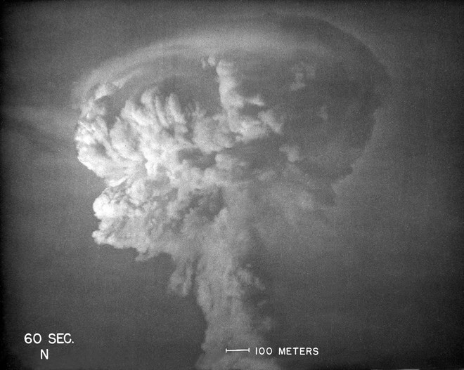 Bí mật xung quanh Oppenheimer - cha đẻ dự án bom nguyên tử của Mỹ ảnh 3