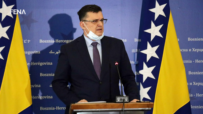 Thủ tướng Bosnia-Herzegovina Tegeltija dương tính với virus SARS-CoV-2 ảnh 1