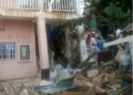 Sập trường học đang xây dựng làm 4 người thiệt mạng tại CHDC Congo ảnh 1