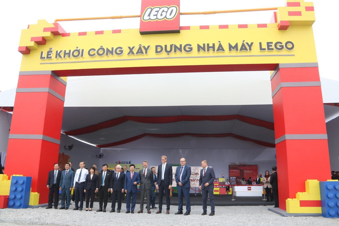 Lễ khởi công xây dựng nhà máy Lego với tổng vốn đầu tư hơn 1,3 tỷ USD tại tỉnh Bình Dương. (Ảnh: Chí Tưởng/TTXVN) 3 năm EVFTA: Việt Nam là điểm đến hấp dẫn với các nước Bắc Âu ảnh 3