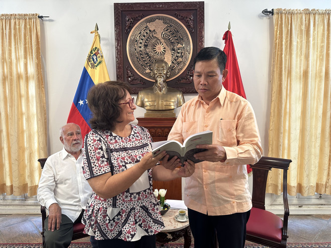 Các huyền thoại Caracas tái ngộ dịp kỷ niệm Chiến dịch Nguyễn Văn Trỗi ảnh 2