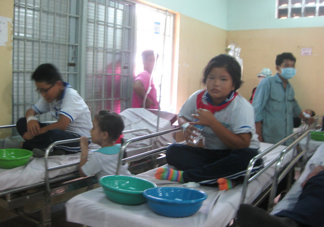 Bà Rịa-Vũng Tàu: 24 học sinh nhập viện sau khi ăn sữa chua ảnh 1