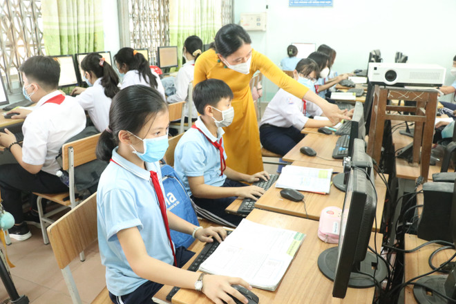 Học sinh Tiểu học và Mầm non ở Long An đi học trực tiếp từ ngày 14/2 ảnh 1