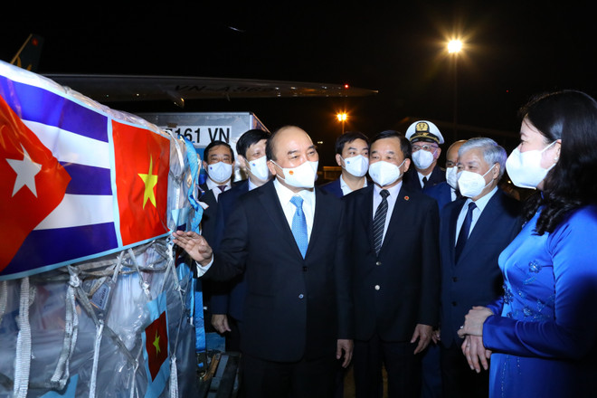 Đảm bảo nguồn cung vaccine cho mục tiêu chung sống an toàn với dịch ảnh 2