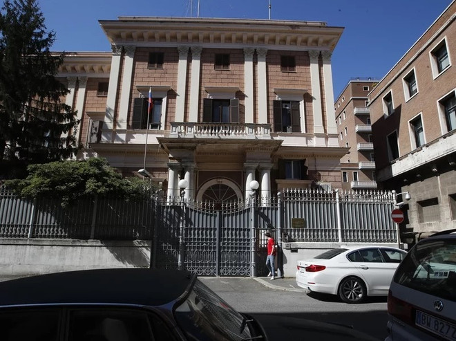 Nga phản ứng trước quyết định của Italy trục xuất 2 nhà ngoại giao ảnh 1