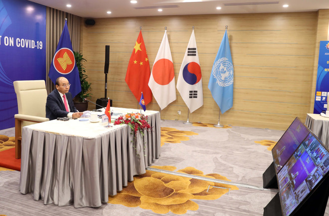Thủ tướng Nguyễn Xuân Phúc, Chủ tịch ASEAN 2020 phát biểu tại Hội nghị. (Ảnh: Thống Nhất/TTXVN) Chuyên gia Singapore đánh giá cao về Hội nghị cấp cao đặc biệt ASEAN ảnh 1