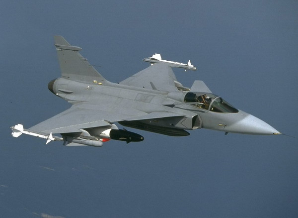 Saab thắng thầu cung cấp 36 máy bay chiến đấu cho Brazil ảnh 1