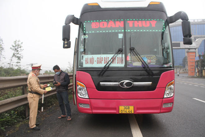 Đà Nẵng: Bảo đảm an toàn giao thông cho người dân về quê đón Tết ảnh 1
