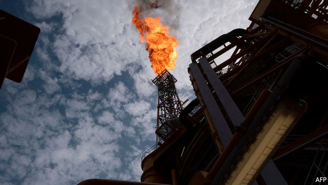 OPEC+ cắt giảm sản lượng, giá dầu châu Á hướng tới tuần tăng thứ năm ảnh 1