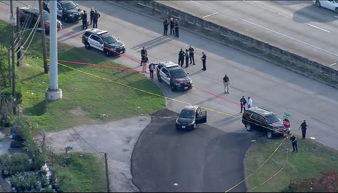 Mỹ: Liên tiếp xảy ra 6 vụ nổ súng tại Houston, 1 cảnh sát bị bắn chết ảnh 1