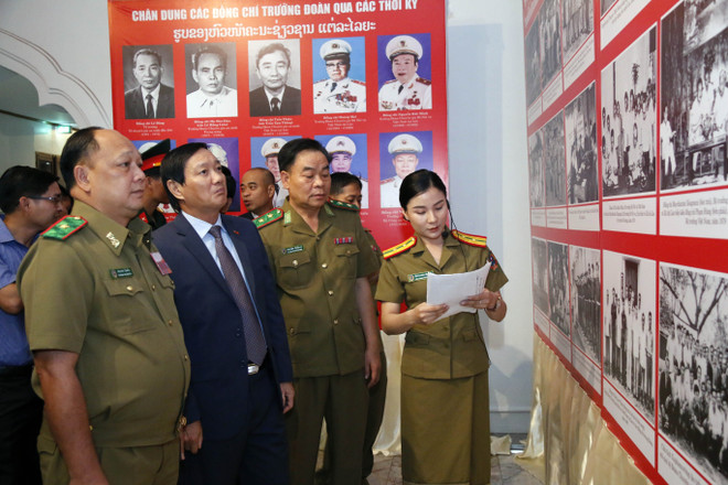 Công an Việt Nam và Công an Lào hợp tác, đồng hành cùng phát triển ảnh 2