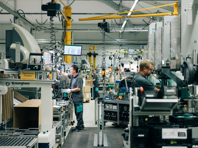 Giới chuyên gia khuyến cáo về tình hình kinh tế ảm đạm tại Đức ảnh 1