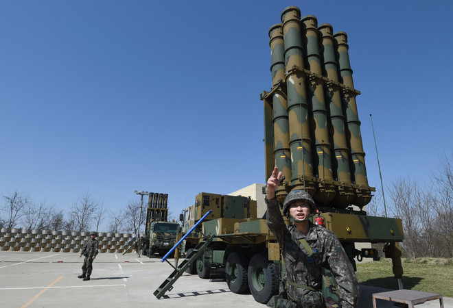 Hàn Quốc ký thỏa thuận bán tên lửa đất đối không Cheongung 2 cho UAE ảnh 1