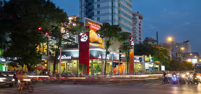 Jollibee mua lại chuỗi cửa hàng Coffee Bean & Tea Leaf ảnh 1