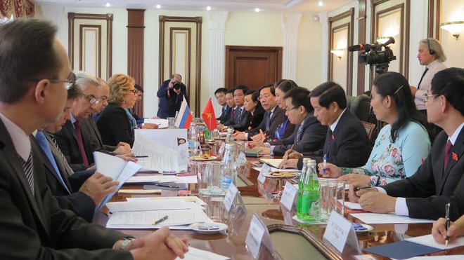 Phó Chủ tịch Quốc hội Tòng Thị Phóng thăm chính thức Liên bang Nga ảnh 1