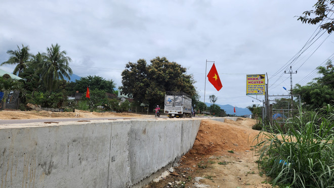 Bình Định: Người dân dọc Quốc lộ 19 gặp khó do nền đường quá cao ảnh 3