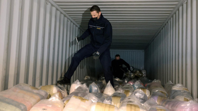 Quan chức EU cảnh báo về mức độ nguy hiểm của tội phạm có tổ chức ảnh 1