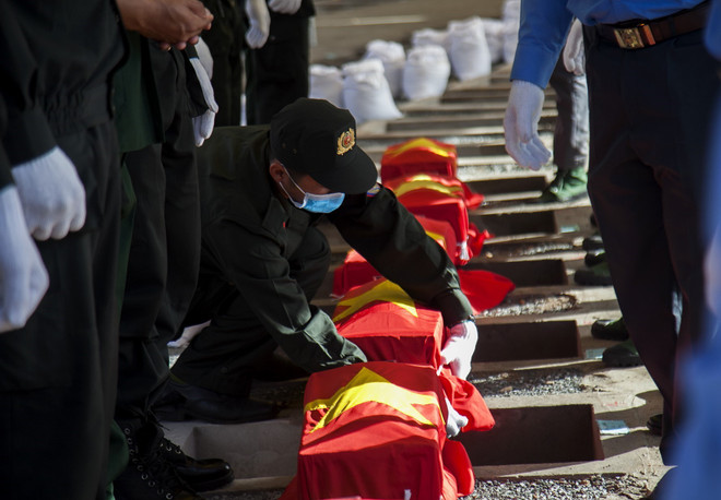 Truy điệu, an táng 262 hài cốt liệt sỹ Việt Nam hy sinh tại Campuchia ảnh 1