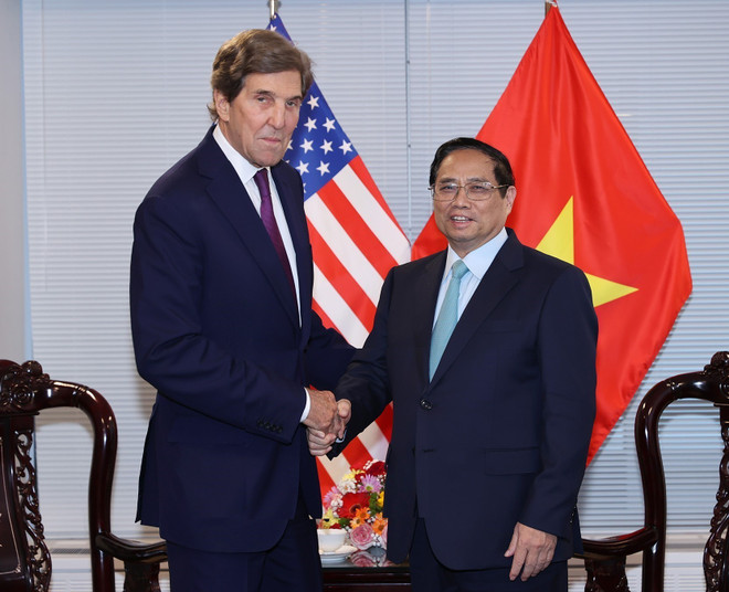 Thủ tướng tiếp Đặc phái viên Tổng thống Hoa Kỳ về Khí hậu John Kerry ảnh 2
