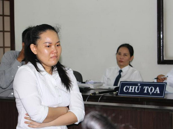 Tuyên phạt 18 năm tù với bảo mẫu bạo hành khiến trẻ tử vong ảnh 1