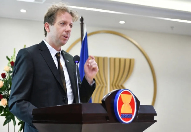 Đại sứ EU tại ASEAN Igor Driesmans. (Nguồn: AHA Center) EU tăng cường kết nối và làm sâu sắc hơn quan hệ hợp tác với ASEAN ảnh 1