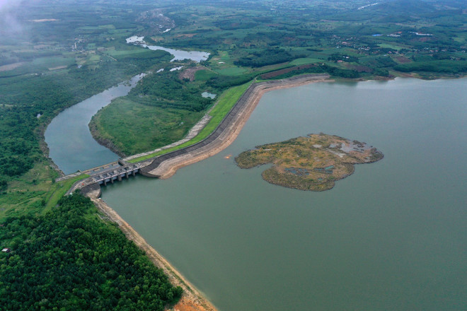 Cần giám sát kỹ vấn đề an toàn hồ đập và trồng bù rừng ảnh 2