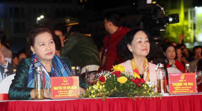 ttxvn_le hoi hokkaido ha long 2.jpg