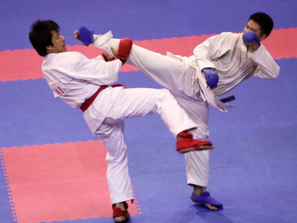 Khai mạc giải vô địch các câu lạc bộ mạnh karatedo toàn quốc ảnh 1