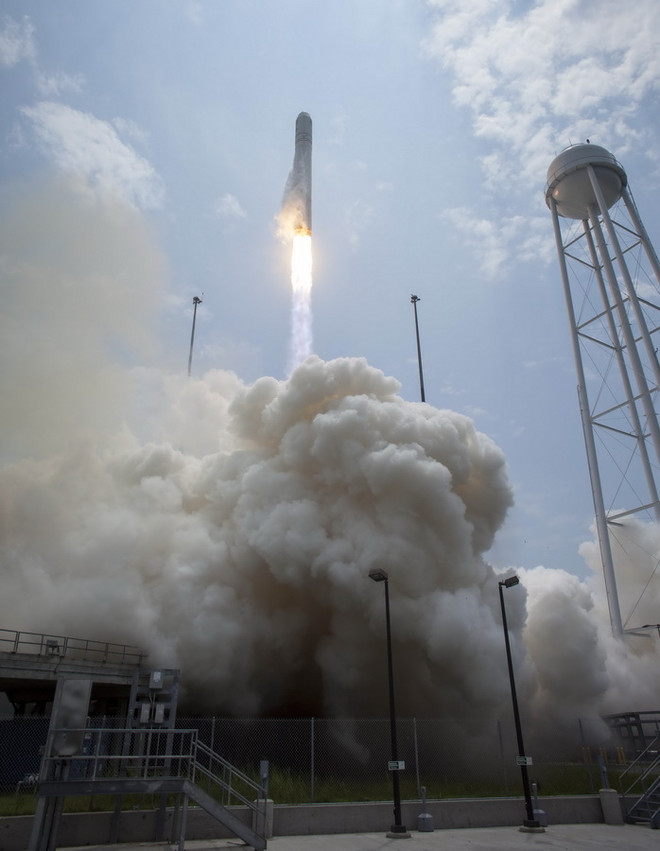 [Photo] Tàu vũ trụ Cygnus thực hiện chuyến tiếp tế lần 2 lên ISS ảnh 1