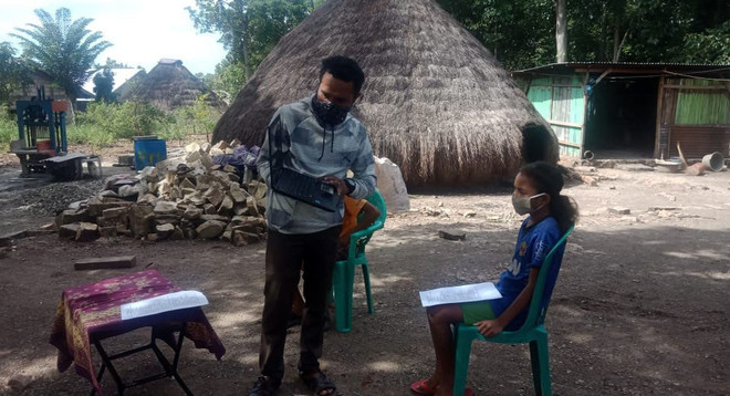 “Người đưa đò thầm lặng” truyền kiến thức trong "cơn bão" COVID-19 ảnh 1