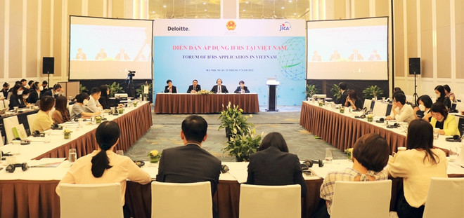 Triển khai áp dụng chuẩn mực báo cáo tài chính quốc tế tại Việt Nam ảnh 1