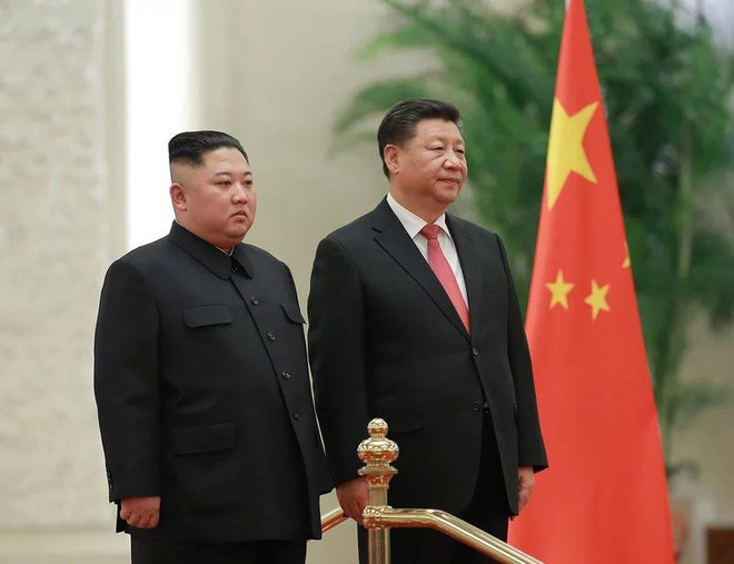 Chủ tịch Trung Quốc Tập Cận Bình và nhà lãnh đạo Triều Tiên Kim Jong-un trong cuộc gặp tại Bắc Kinh hồi tháng 1/2019. (Ảnh: KCNA) Chủ tịch Trung Quốc Tập Cận Bình thăm chính thức Triều Tiên ảnh 1