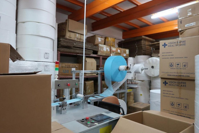 Singapore điều tra công ty sản xuất, nhập khẩu khẩu trang trái phép ảnh 1