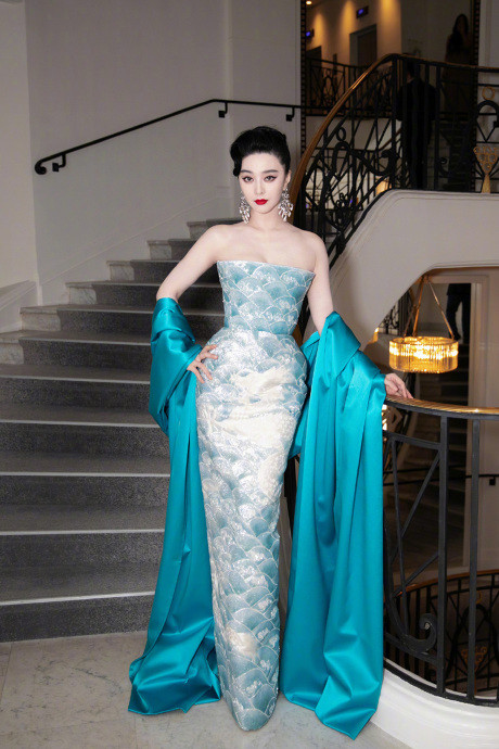 Xu hướng thời trang Mermaidcore được ưa chuộng cùng phim Nàng tiên cá ảnh 9