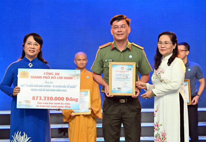 TP.HCM: Hơn 34,2 tỷ đồng ủng hộ quỹ vì biên giới, biển đảo của Tổ quốc ảnh 1