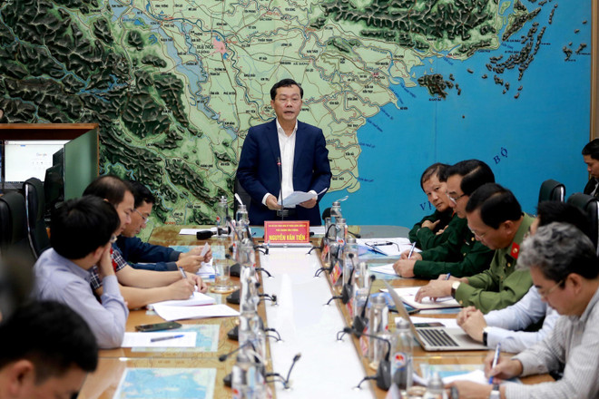 Thành lập Ban Chỉ đạo tiền phương để ứng phó với bão số 9 ảnh 3