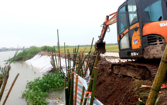 Hoàn lưu bão số 8 và mưa lớn gây nhiều thiệt hại cho các địa phương ảnh 1