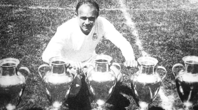 Những khoảnh khắc đưa huyền thoại Di Stefano đến Siêu Quả bóng Vàng ảnh 1