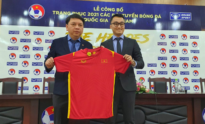 Công bố mẫu trang phục 2021 các Đội tuyển Bóng đá Quốc gia Việt Nam ảnh 2