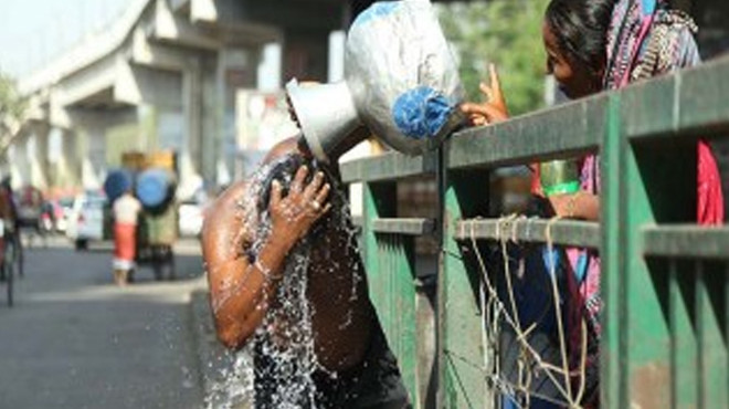 Thủ đô của Bangladesh ghi nhận ngày nóng nhất trong 58 năm qua ảnh 1